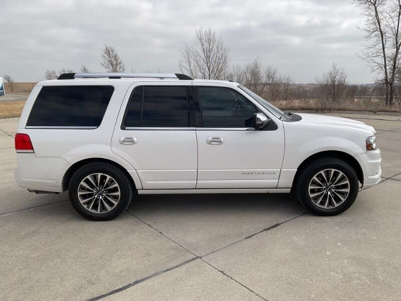 2015 LINCOLN Navigator