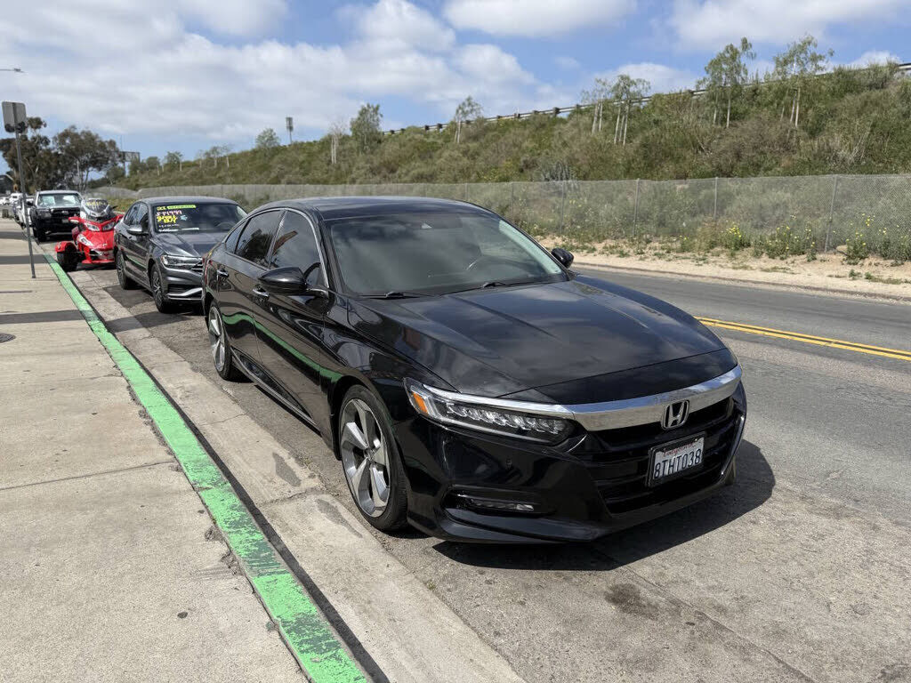 2020 HONDA Accord