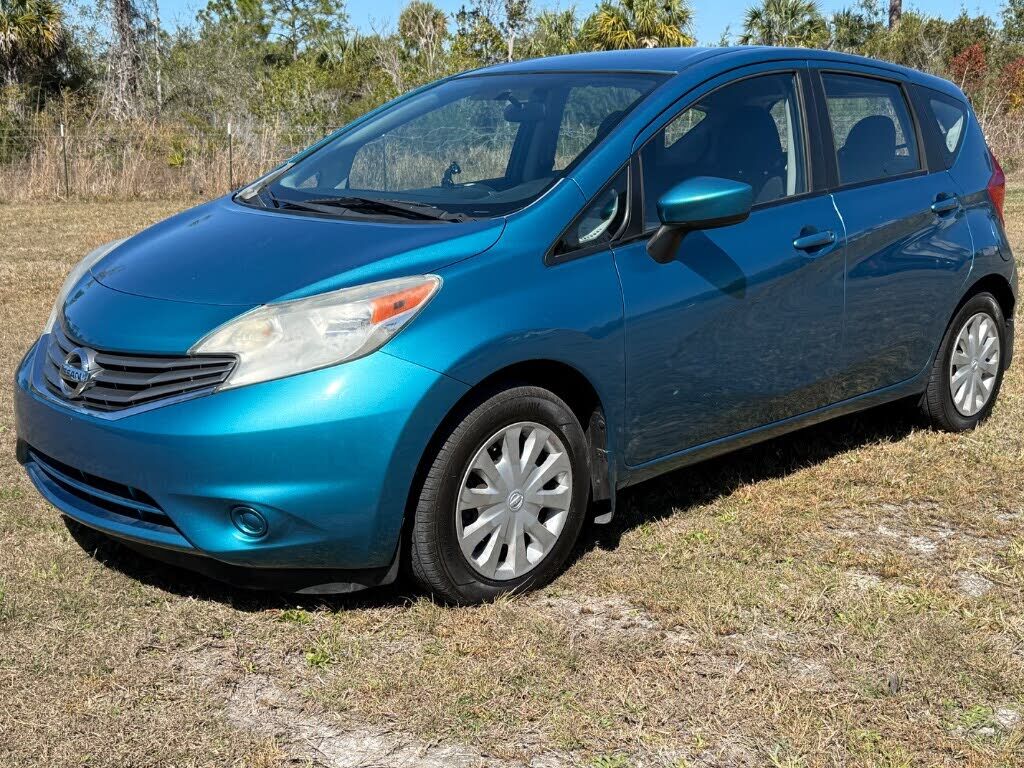 2015 NISSAN Versa