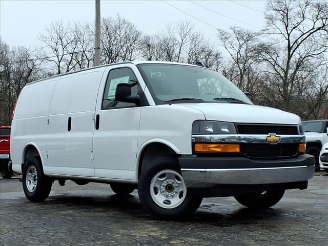2026 CHEVROLET Express
