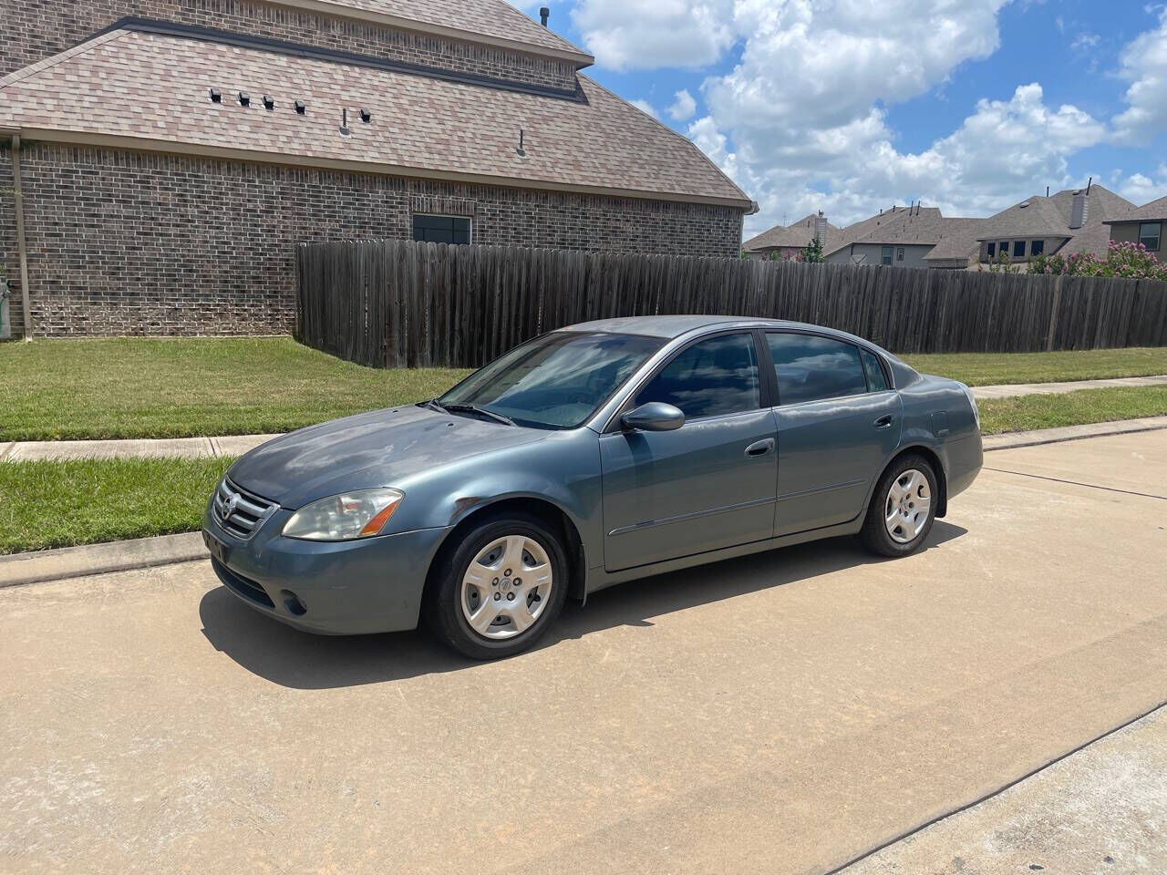 2002 NISSAN Altima