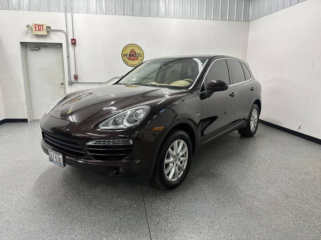 2014 PORSCHE Cayenne