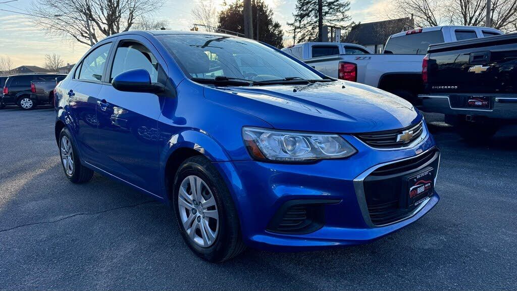 2017 CHEVROLET Sonic