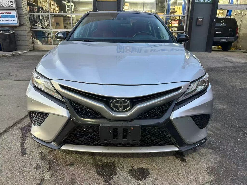 2018 TOYOTA Camry