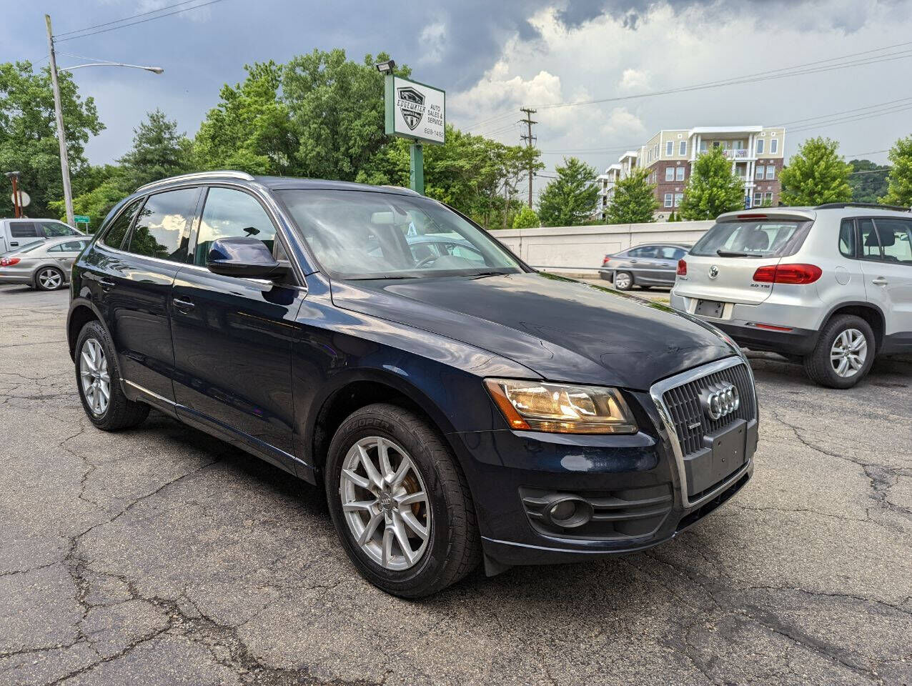 2011 AUDI Q5