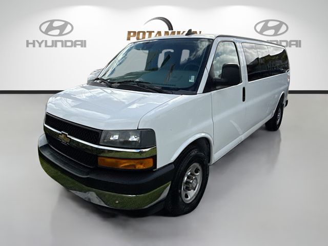 2020 CHEVROLET Express