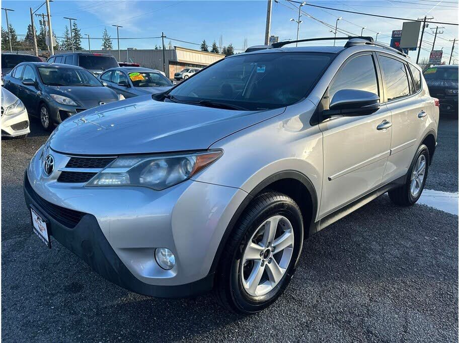 2014 TOYOTA RAV4