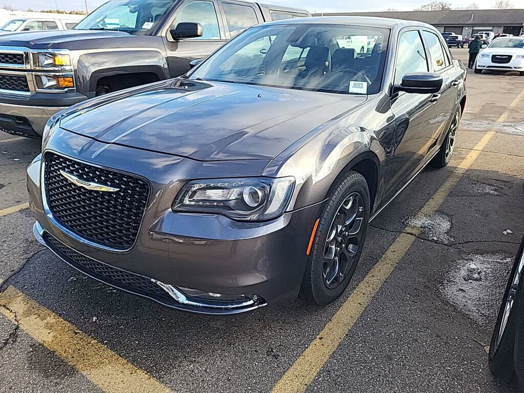 2017 CHRYSLER 300
