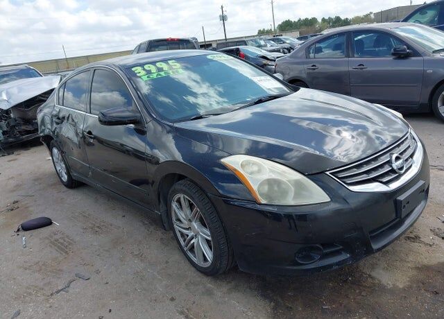 2012 NISSAN Altima