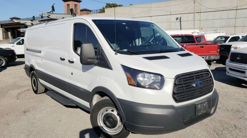 2017 FORD Transit