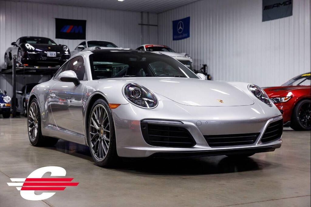 2018 PORSCHE 911