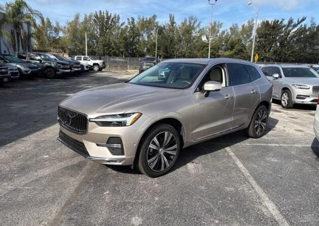 2023 VOLVO XC60