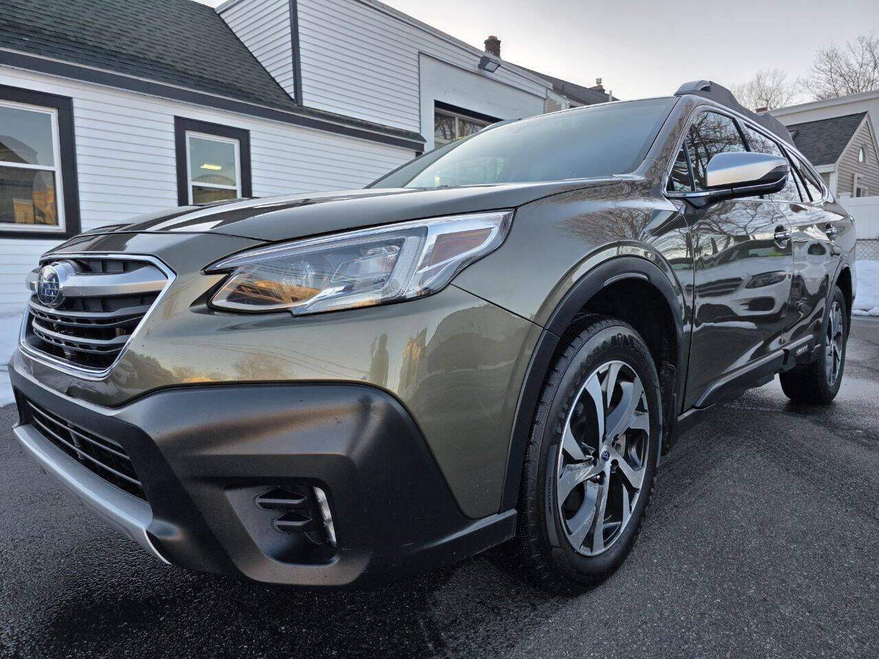 2021 SUBARU Outback