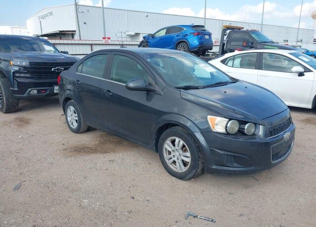 2015 CHEVROLET Sonic
