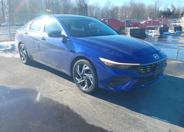 2025 HYUNDAI Elantra