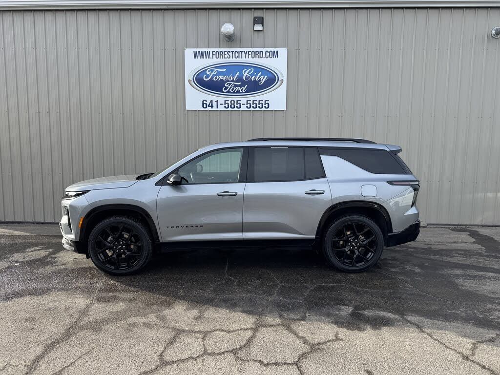 2024 CHEVROLET Traverse