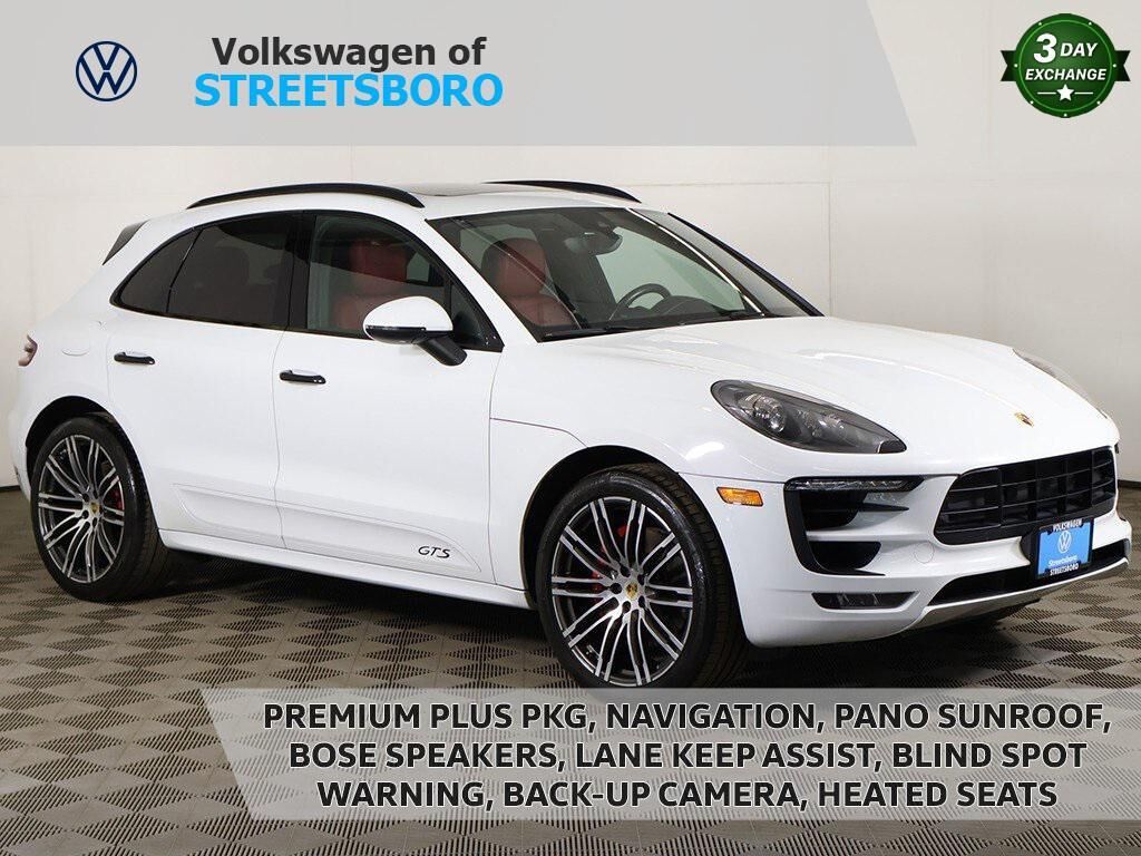 2018 PORSCHE Macan