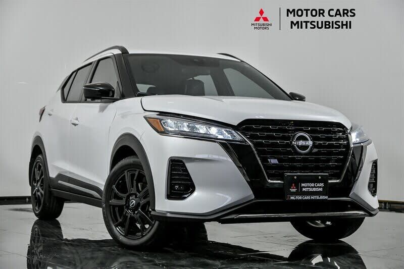 2024 NISSAN Kicks