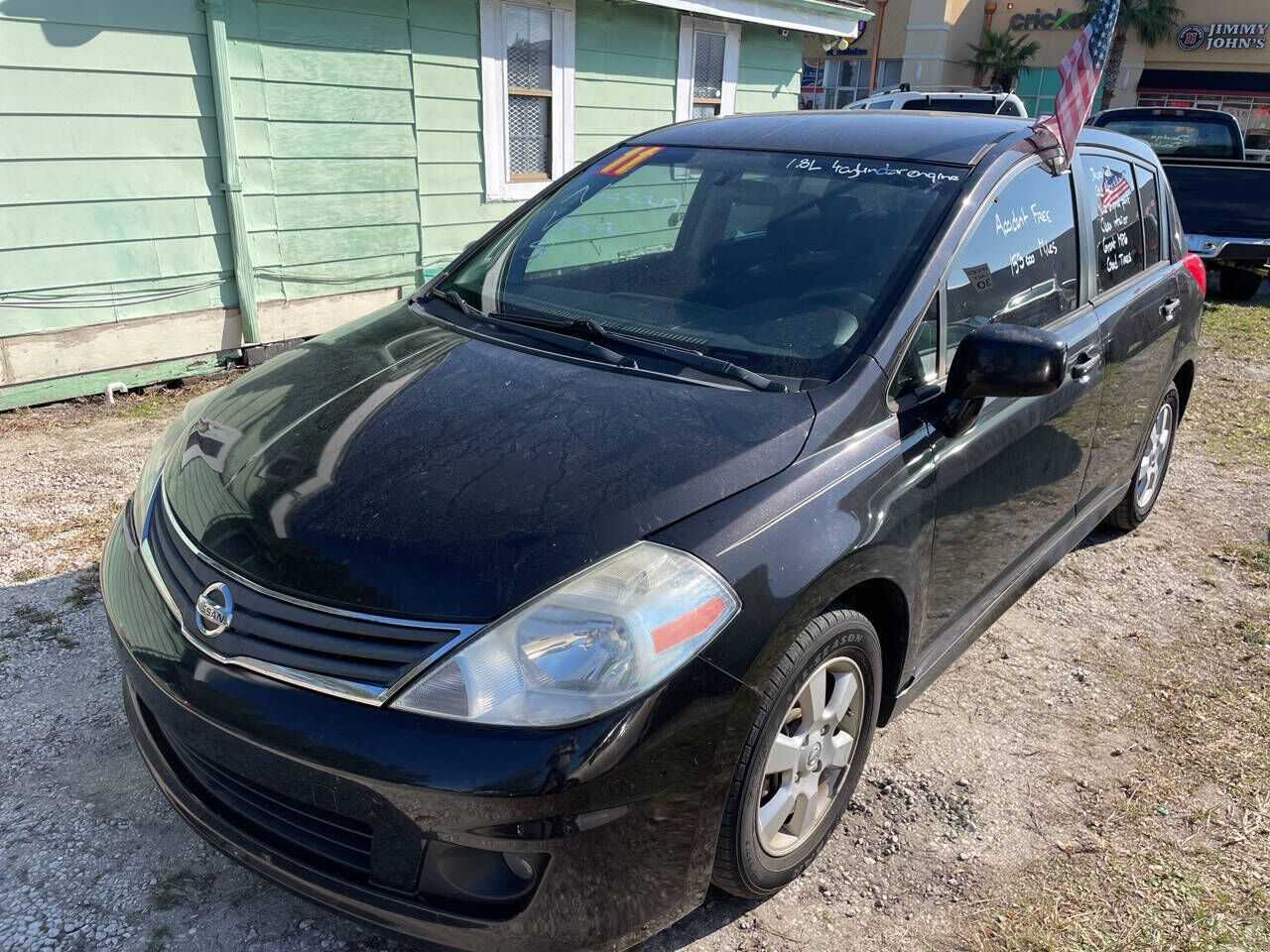 2011 NISSAN Versa