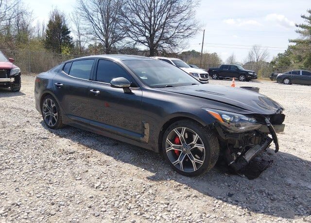 2021 KIA Stinger