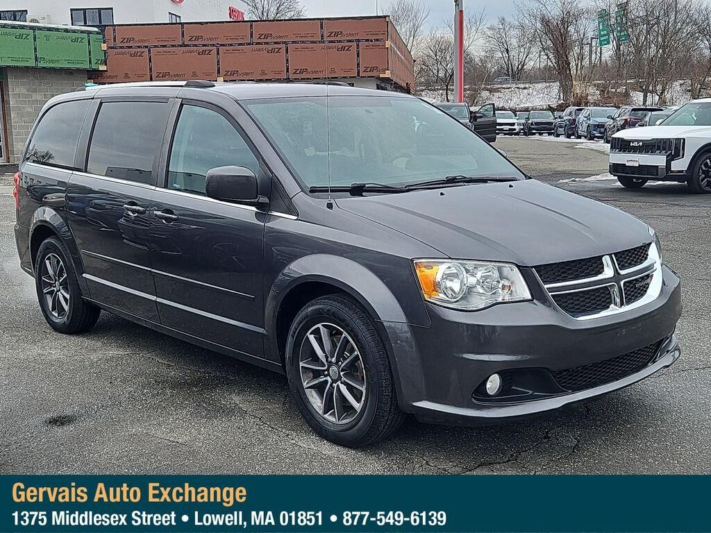 2017 DODGE Grand Caravan