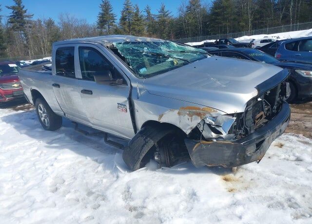 2012 DODGE Ram