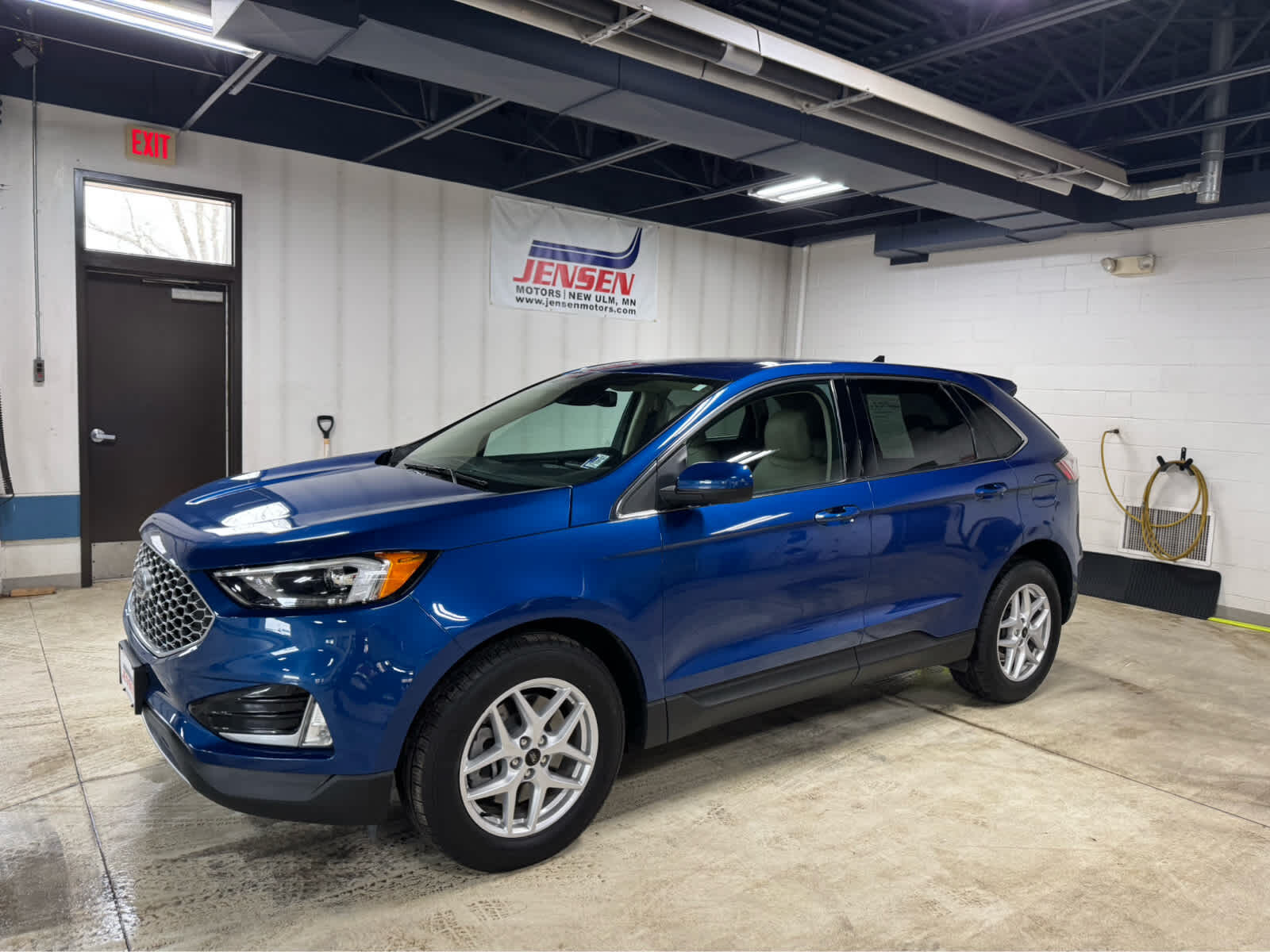 2024 FORD Edge