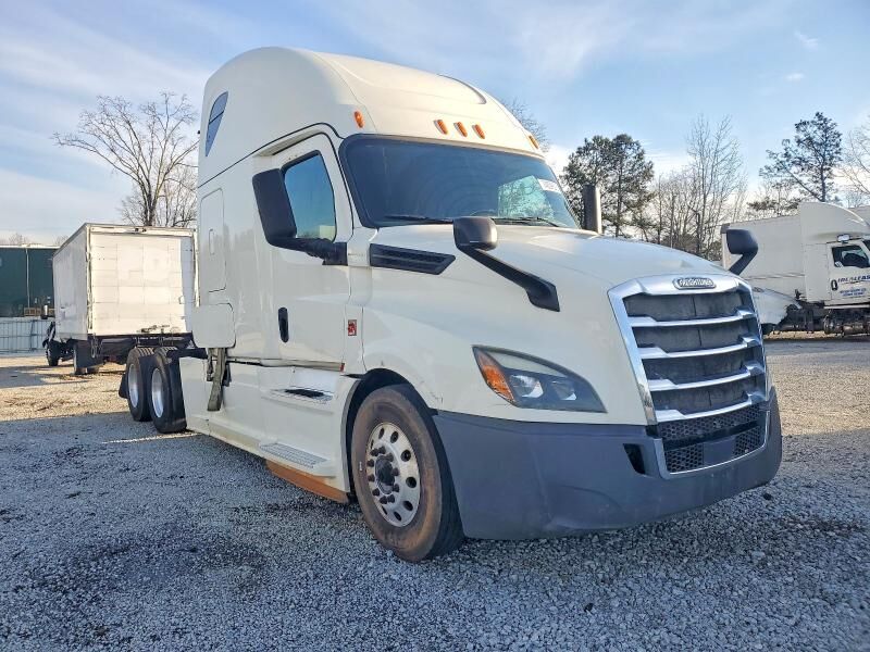 2019 FREIGHTLINER New Cascadia 126" Sleepercab