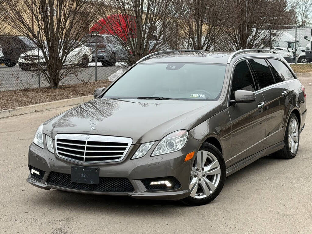 2011 MERCEDES-BENZ E-Class