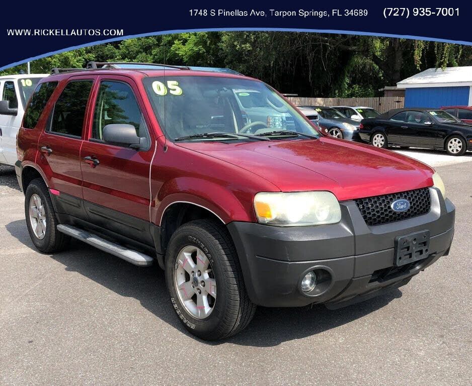 2005 FORD Escape