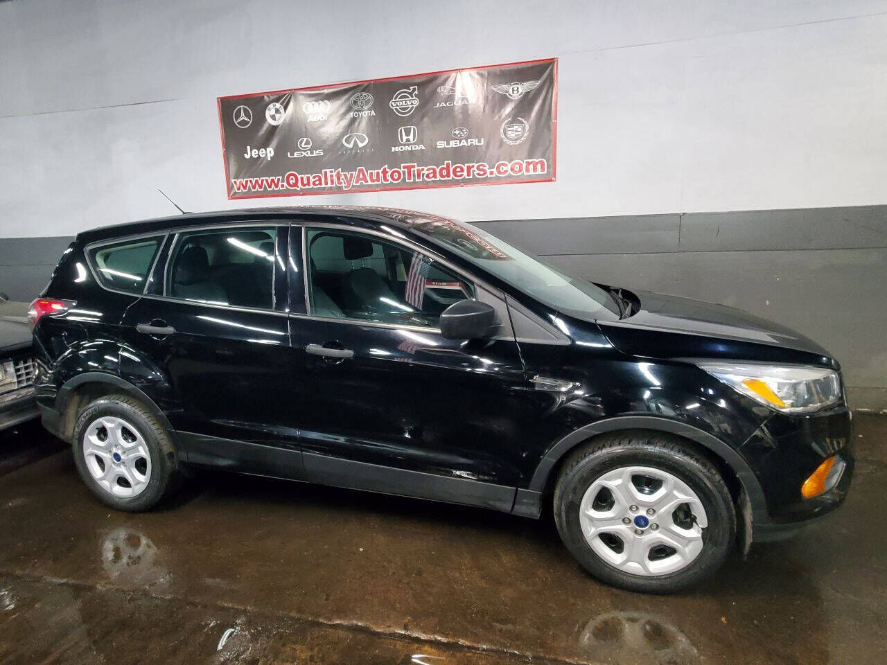 2017 FORD Escape