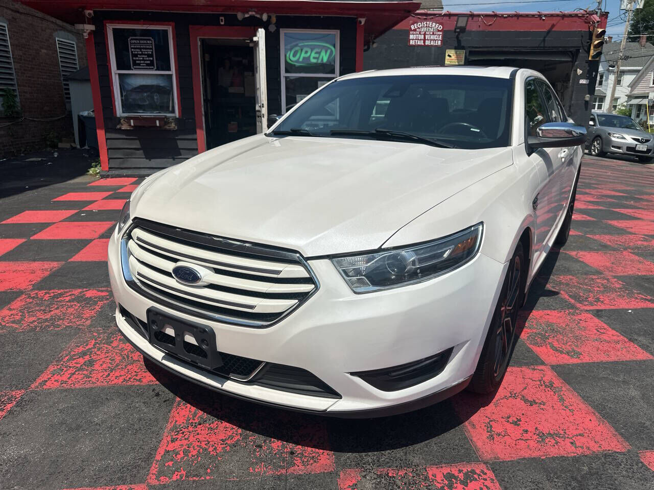 2019 FORD Taurus