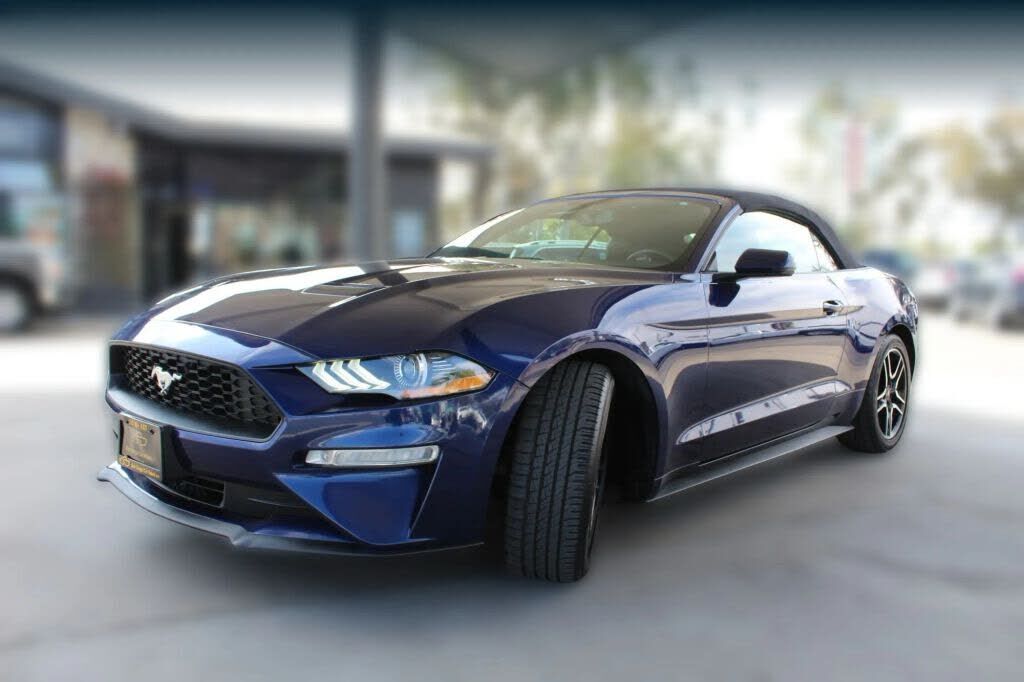 2019 FORD Mustang