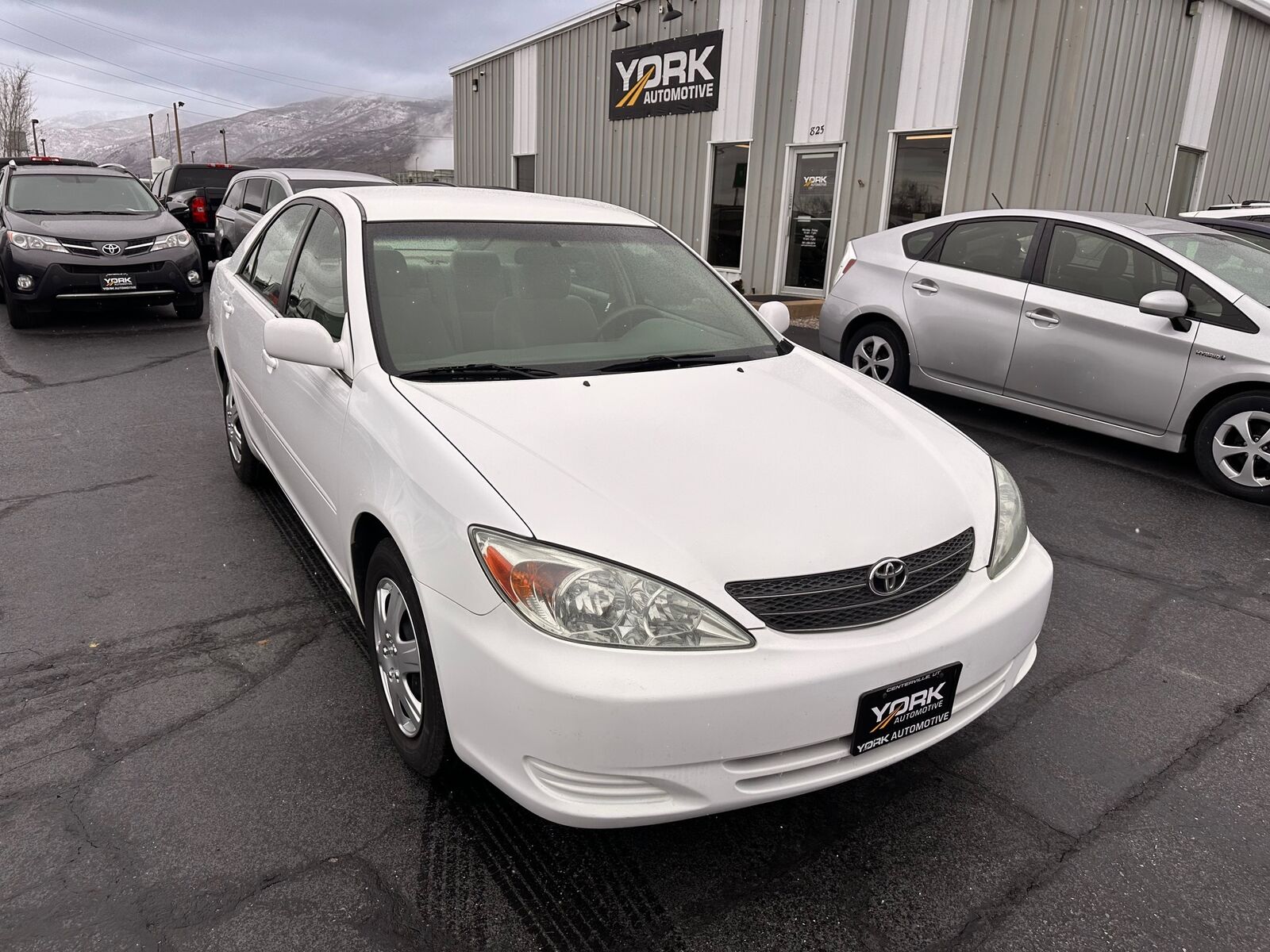 2004 TOYOTA Camry