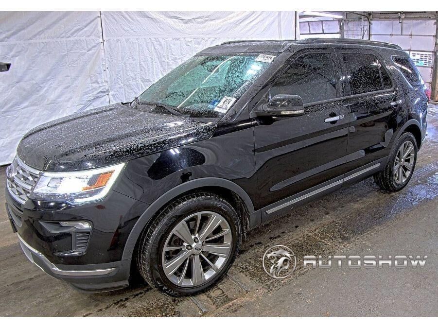 2018 FORD Explorer