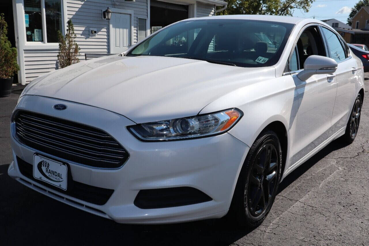 2016 FORD Fusion