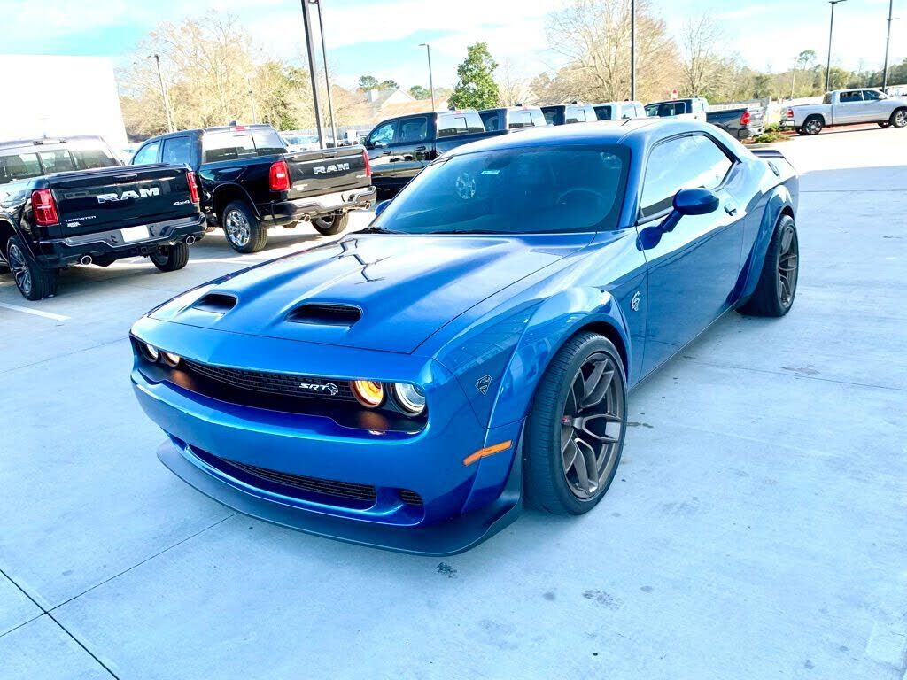 2023 DODGE Challenger