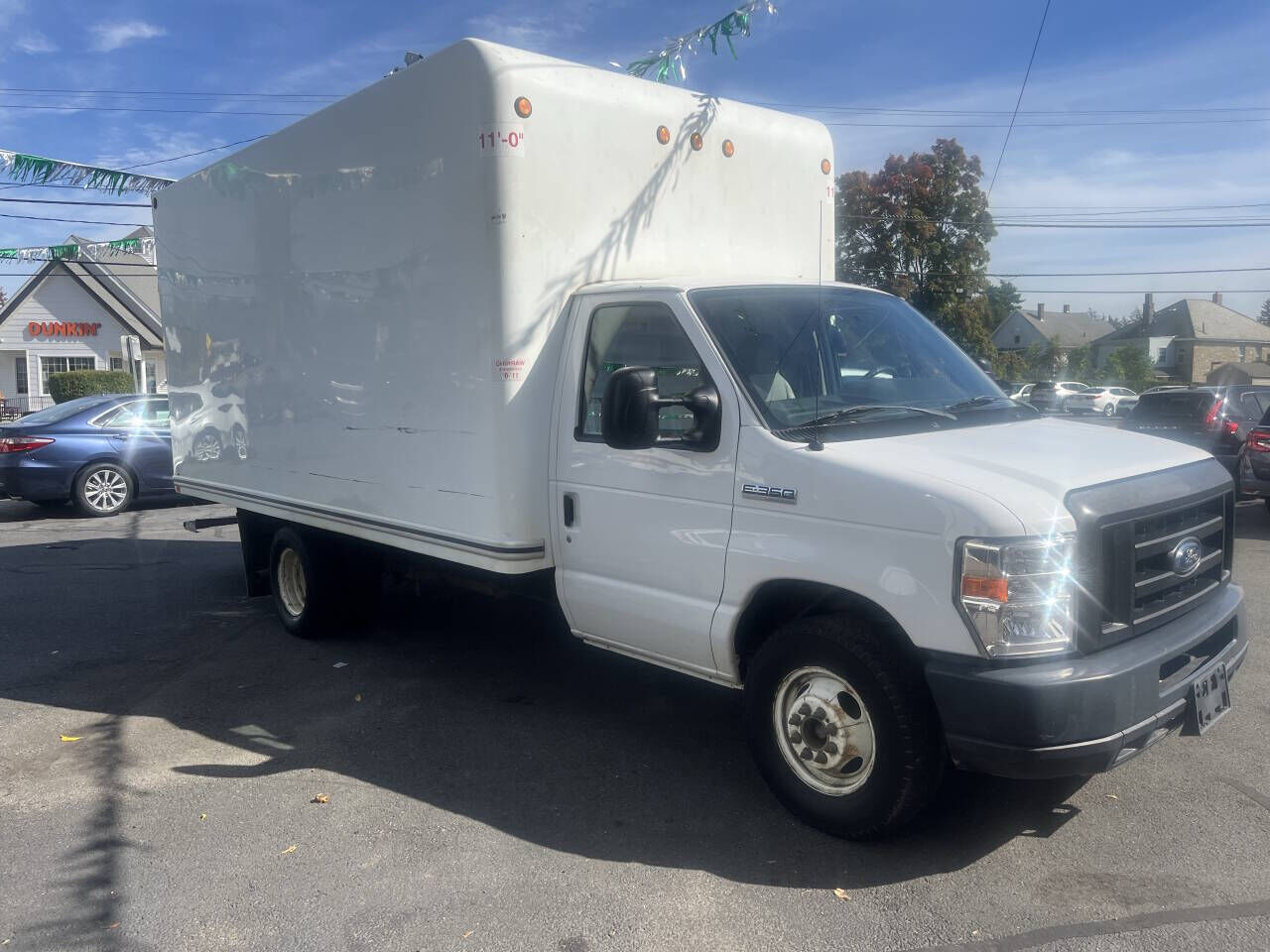 2019 FORD E-350