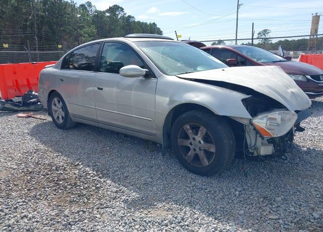 2003 NISSAN Altima