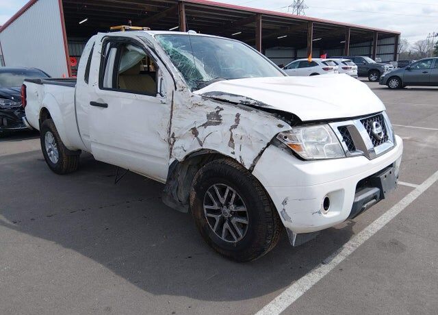 2015 NISSAN Frontier