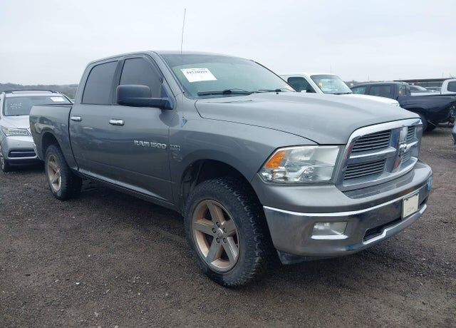 2012 DODGE Ram