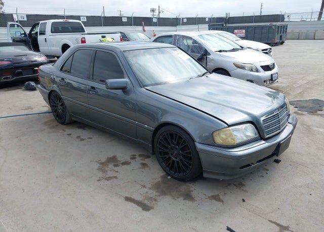 2000 MERCEDES-BENZ C-Class