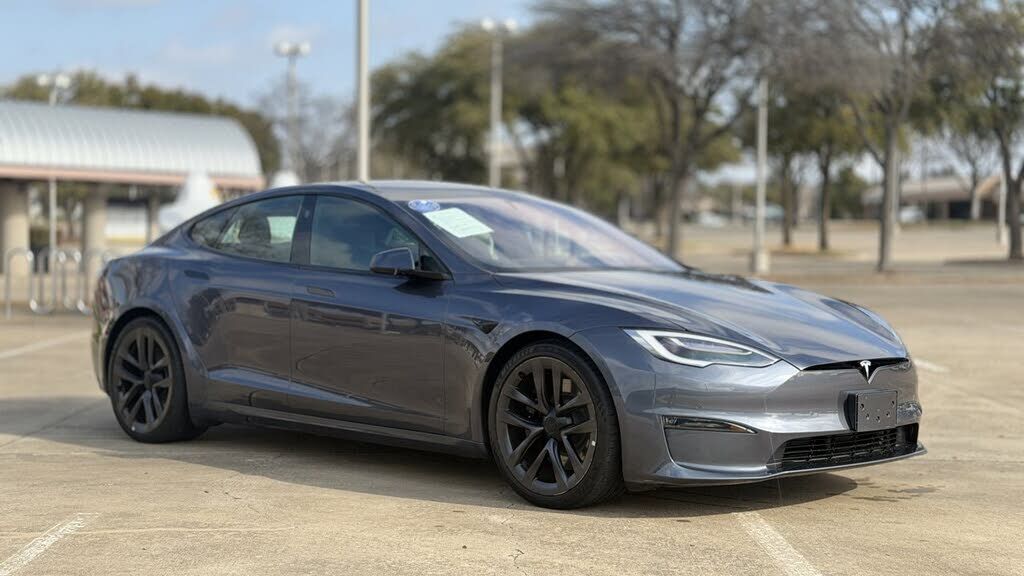 2022 TESLA Model S