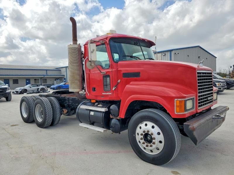 2008 MACK CHU
