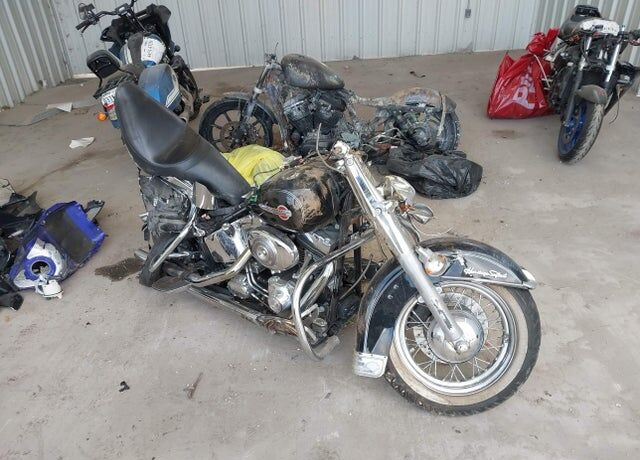 2004 HARLEY DAVIDSON Heritage Softail Classic