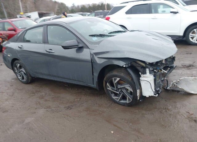 2025 HYUNDAI Elantra