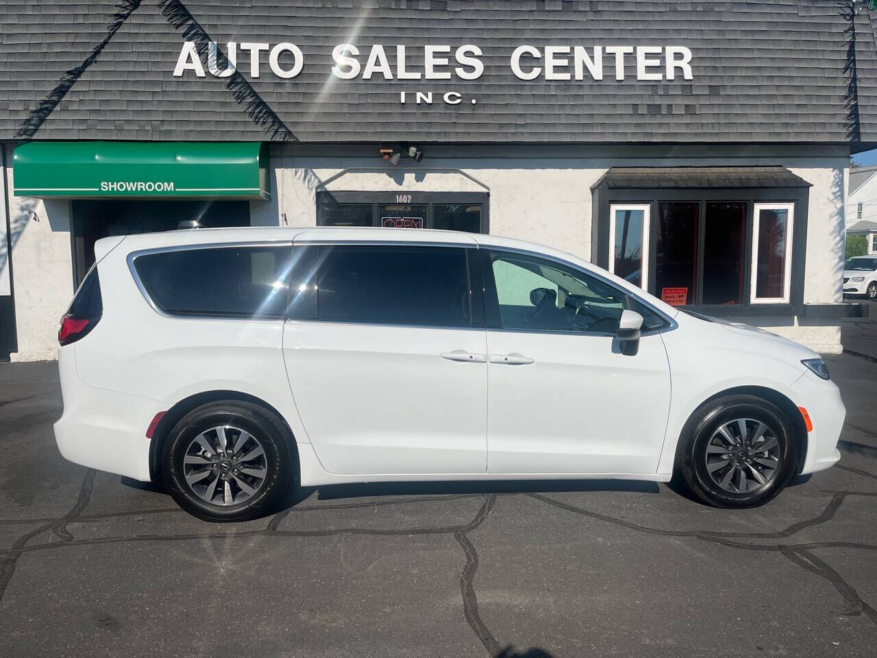 2023 CHRYSLER Pacifica