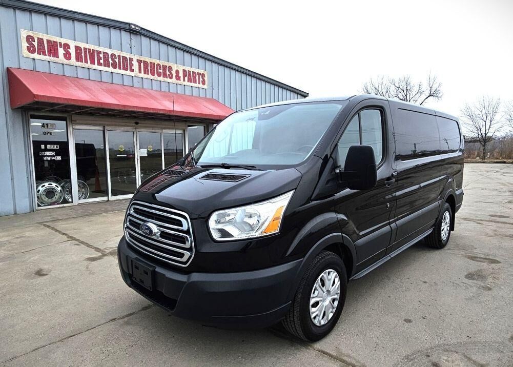 2018 FORD Transit