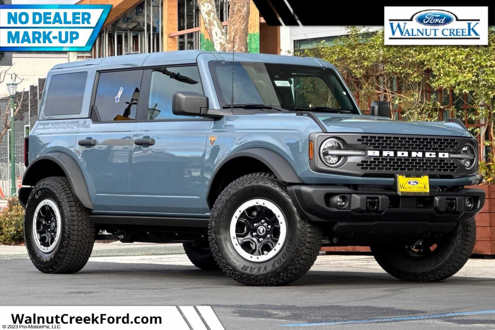 2025 FORD Bronco