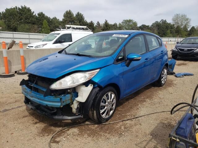 2013 FORD Fiesta